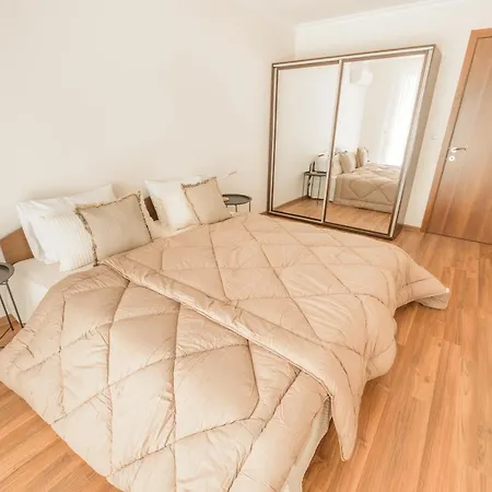 Etica Apartment